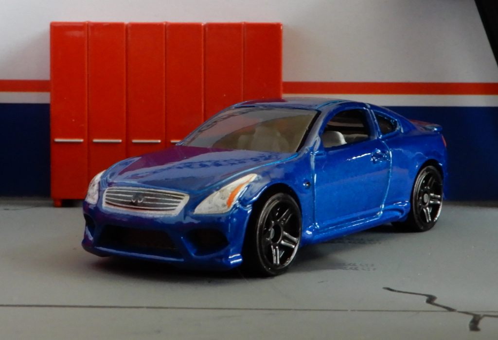 1/64 インフィニティ G37 ホットウィール : 64分の1