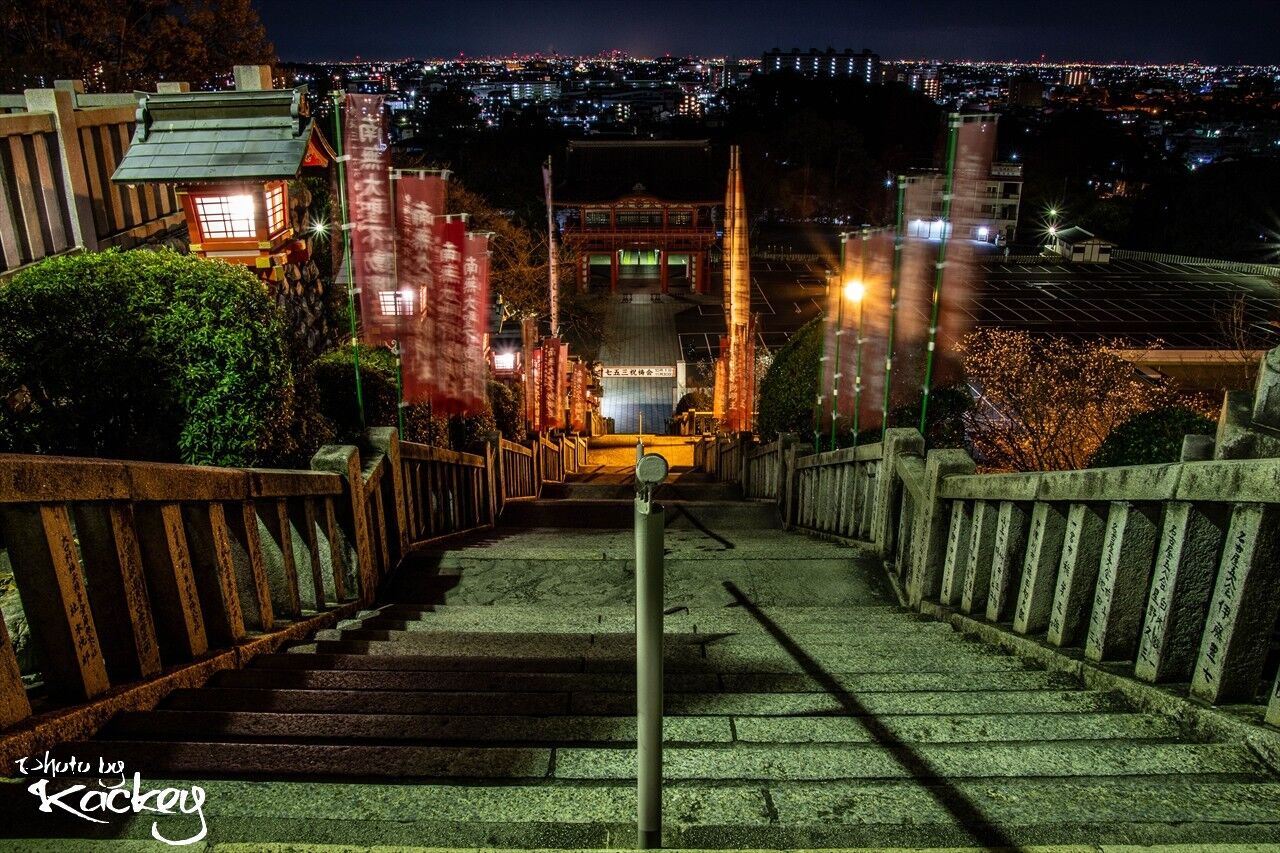早朝 深夜 勉強撮影 犬山成田山 鏡と光と闇の中で 早朝 深夜 勉強撮影 犬山成田山 鏡と光と闇の中で