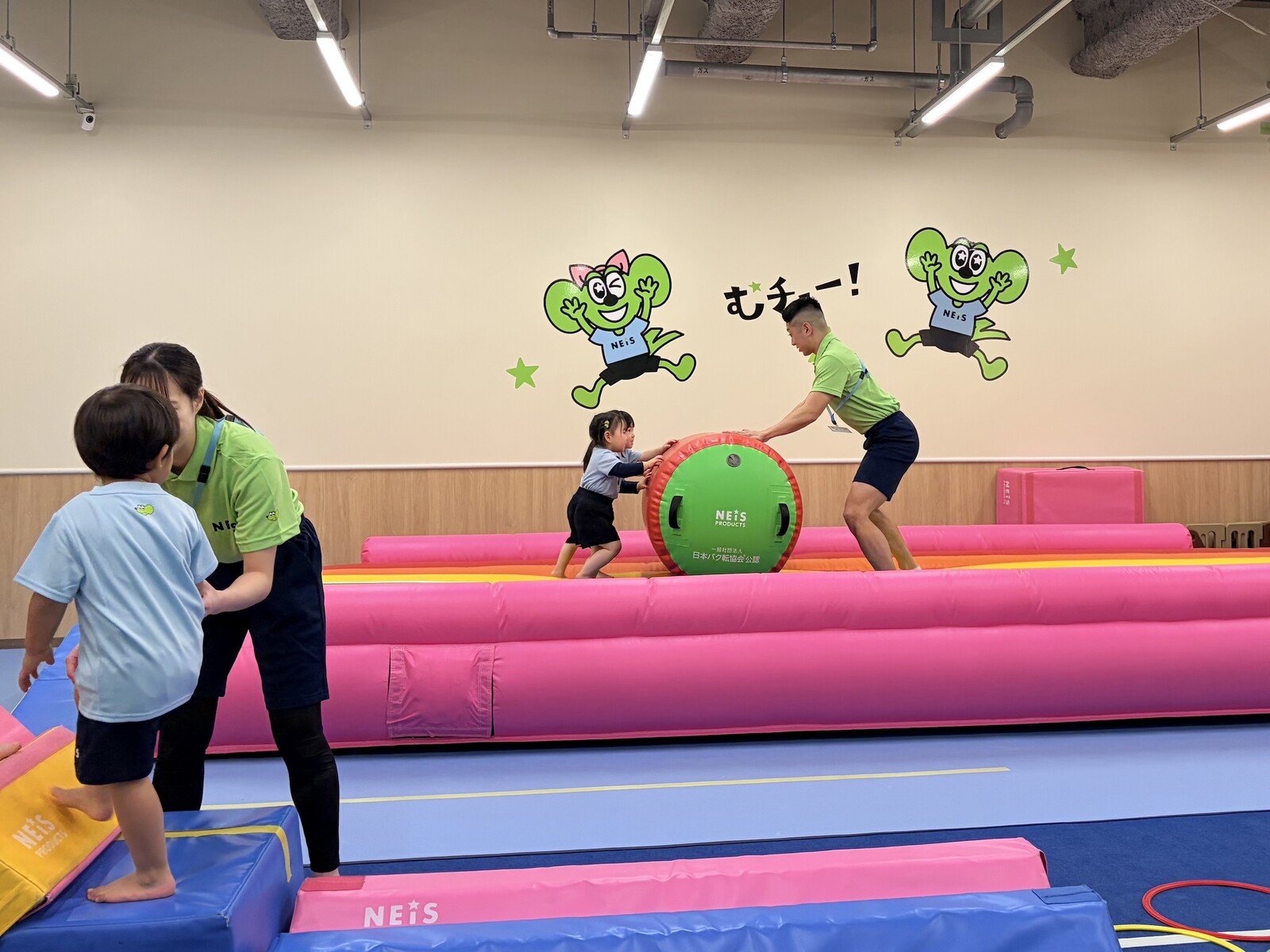 A7F79865-22AE-4D9B-AB0D-7550FA5B354C