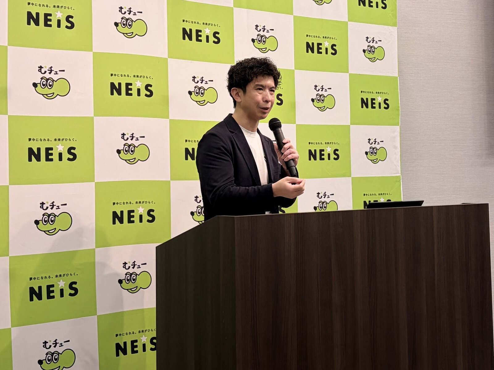 805387C3-25C0-48CD-8CBE-05126A275B14