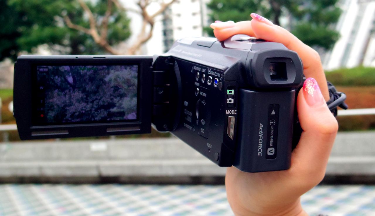 HDR-PJ760V