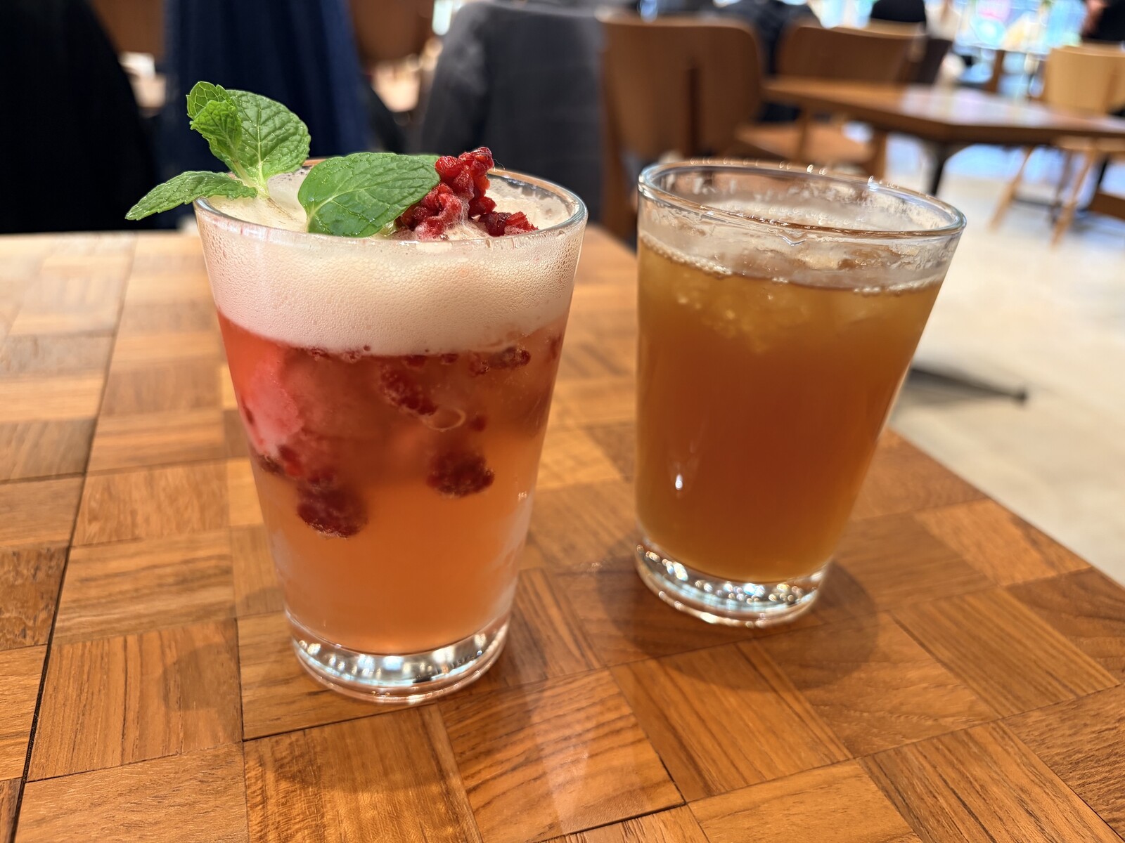 F7D2CC77-6BD4-4235-BC9C-259D0AE78C8E