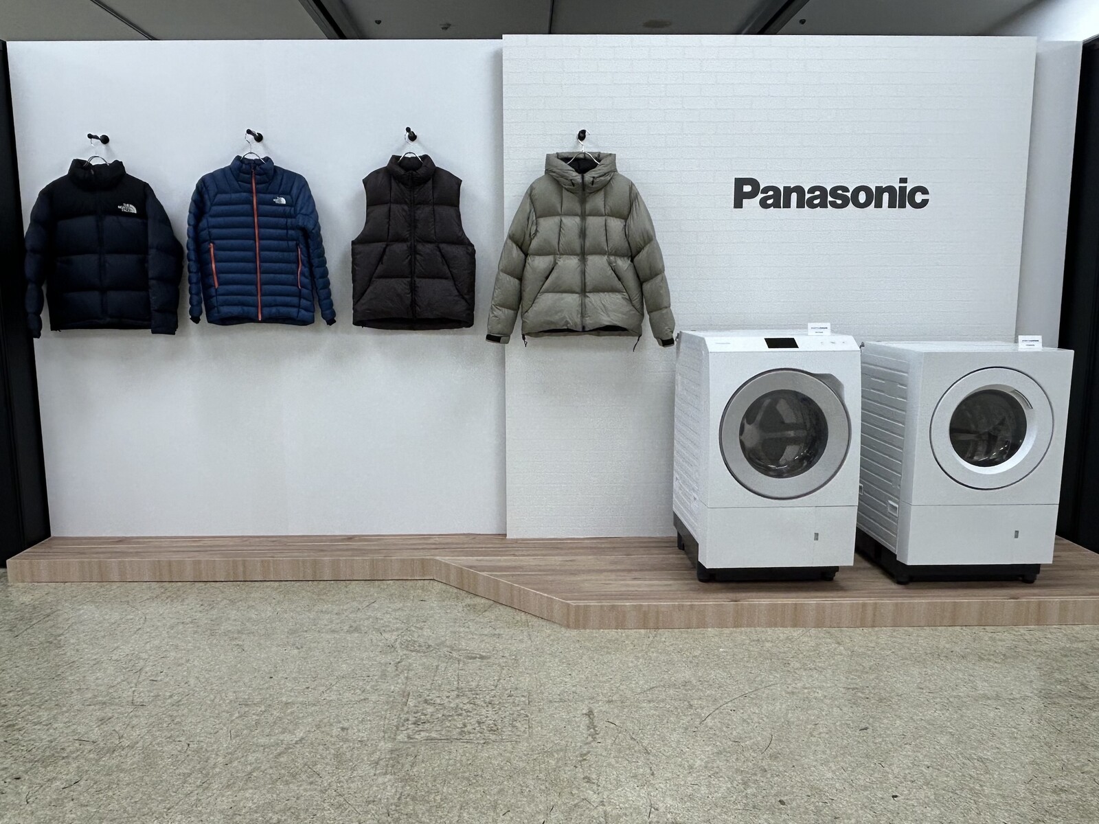 1448A6CC-68FD-4070-8CC1-1F98A76F7C6F