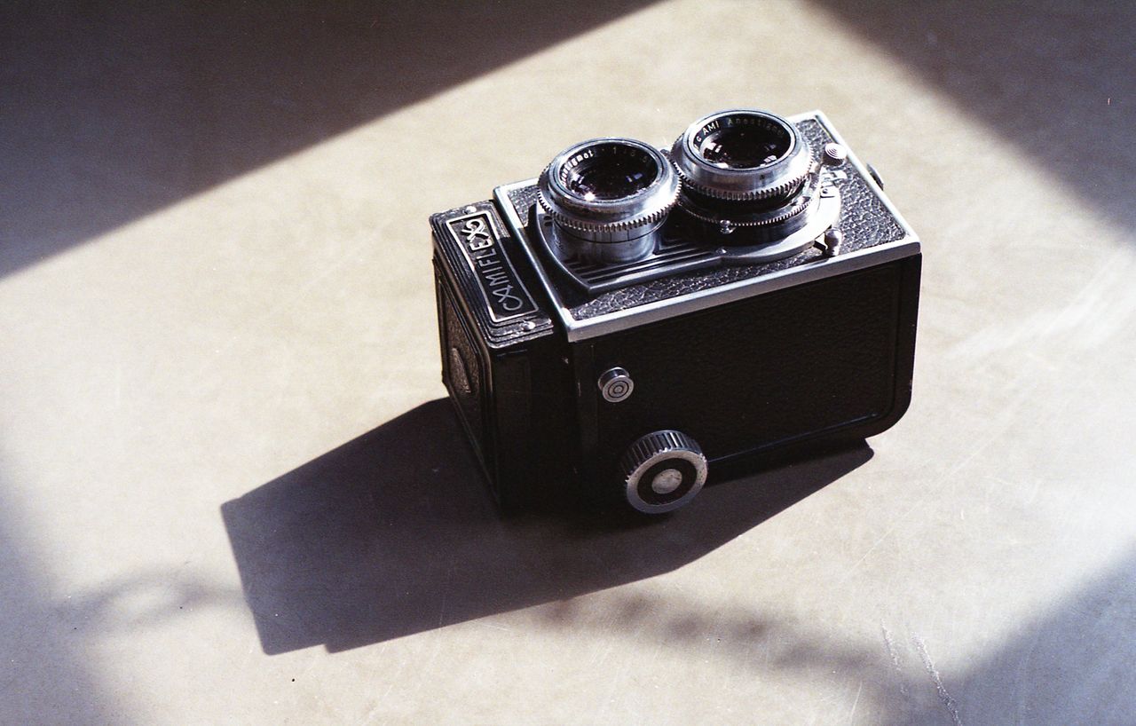 激レアAMIFLEX 二眼レフAnastigmat 1:3.５F-80mmカメラ 激レアAMIFLEX 二眼レフAnastigmat 1:3.5F-80mmカメラ - メルカリ