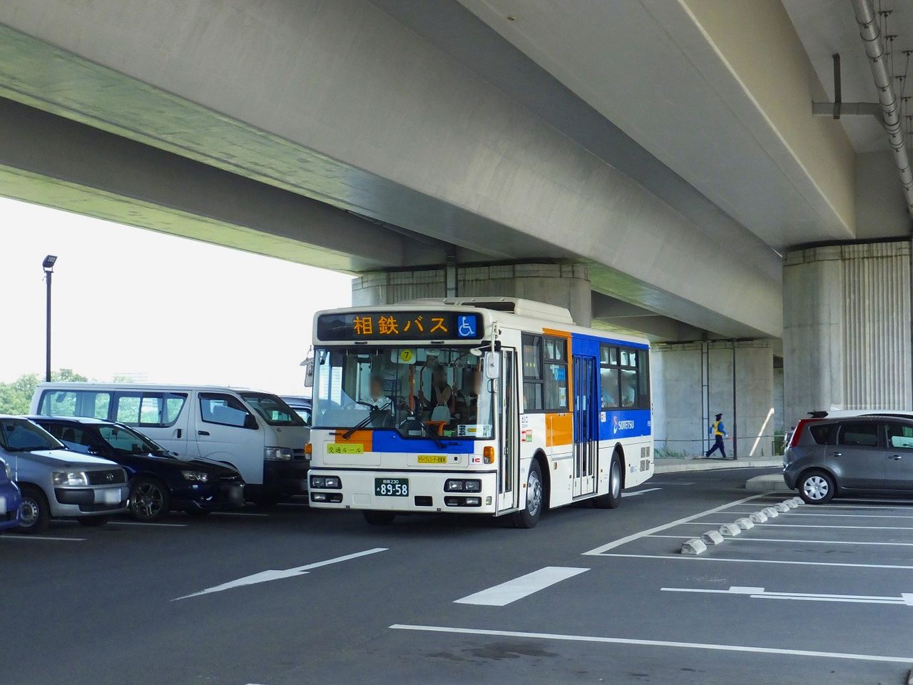 海老名市民まつりシャトルバス運行 相鉄バス情報室 1台のバスを追いかけて 海老名市民まつりシャトルバス運行 相鉄バス情報室 1台のバスを追いかけて