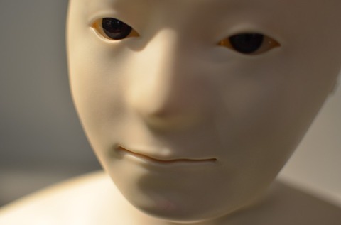 humanoid-1477614_640