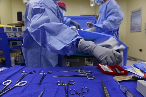 surgery-688380_640