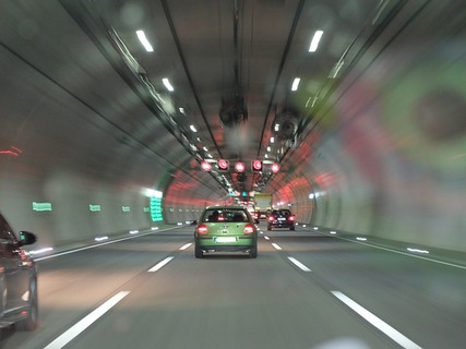 auto-962083_640