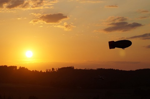 montgolfiade-3703908_640
