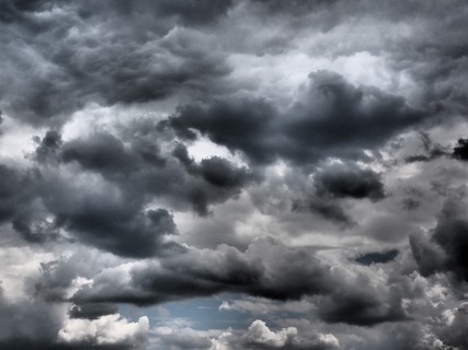 sky-592415_640
