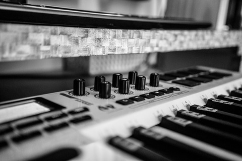 music-1045466_640