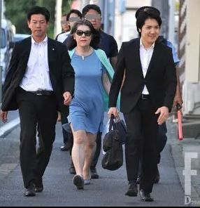 小室圭 佳代