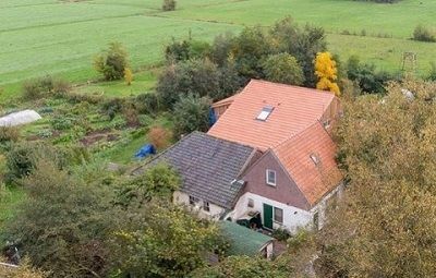 オランダ 謎の地下生活