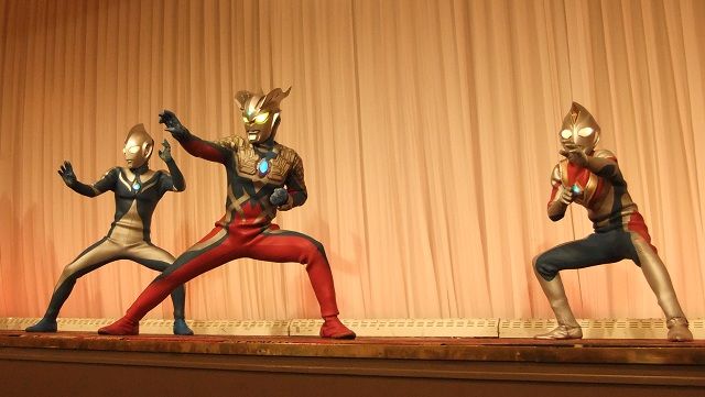 ポートピアホテル ウルトラヒーローショー 1 3 思いつくまま 気の向くまま