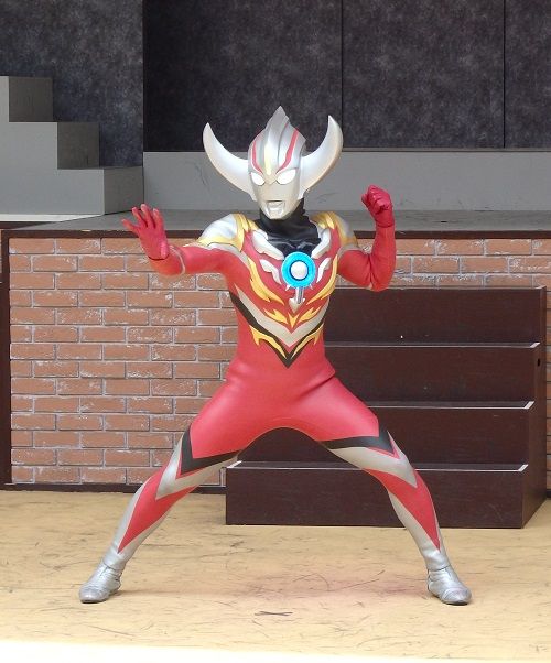 ひらパー ウルトラ父の日イベント オープニングショー その１ 思いつくまま 気の向くまま