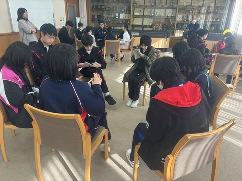 2D5764AF-D4D1-4B28-A2E1-17D734164196_1_105_c