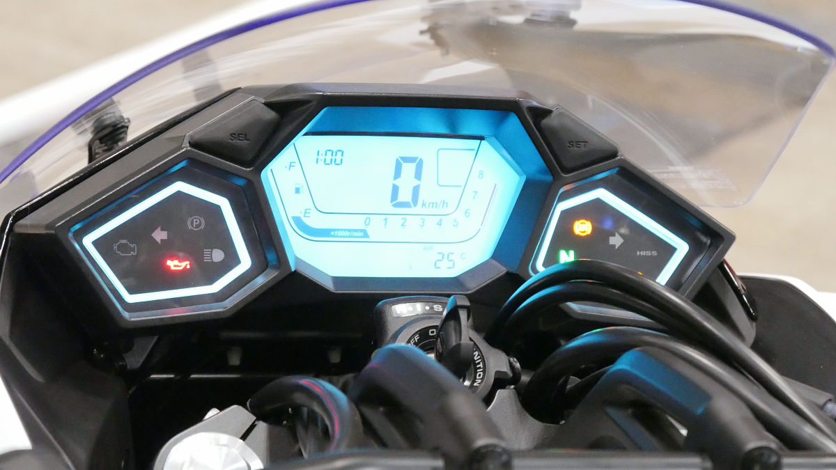 東亜重工とホンダが夢のコラボ カッコいいシドニアの騎士バイク登場 Iphone速報 東亜重工とホンダが夢のコラボ カッコいいシドニアの騎士バイク登場 Iphone速報