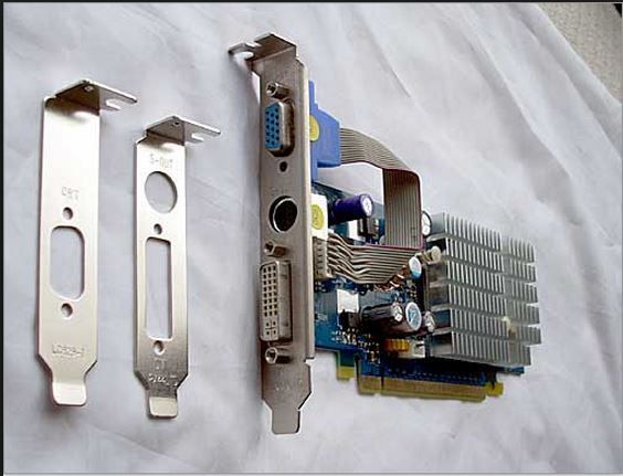 ビデオカード増設時にオンボードビデオをdisable 無効 にする方法 かげまるブログ