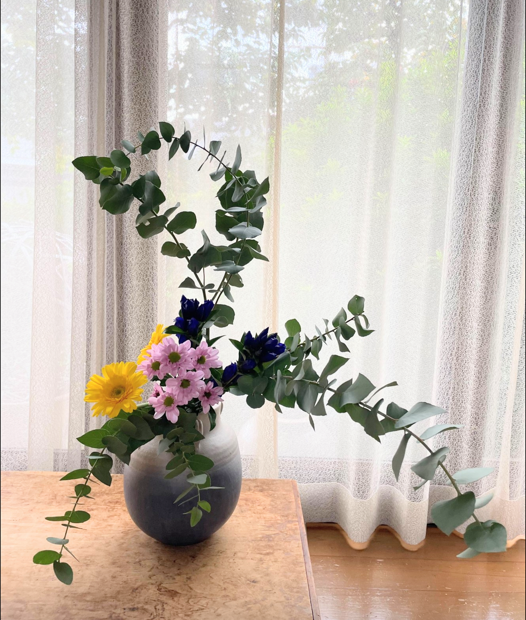 ユーカリの投げ入れ 花月流