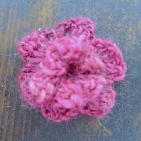 花のモチーフの無料編み図 ００４ かぎ編みの無料編み図と編み方入門ブログ