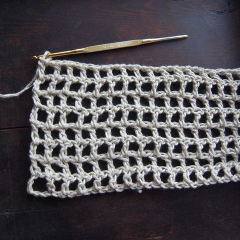 かぎ編みで編んだ シュシュの試作品1号です かぎ編みの無料編み図と編み方入門ブログ