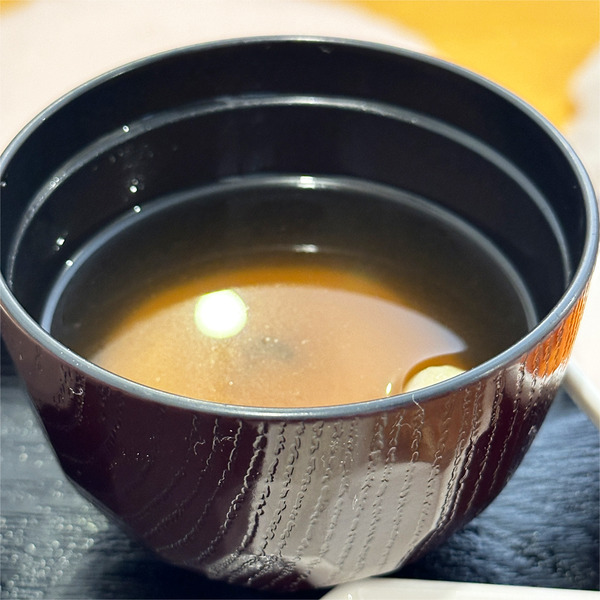 08ごはん・汁物セット(200円)お味噌汁