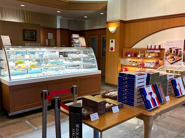 05店内