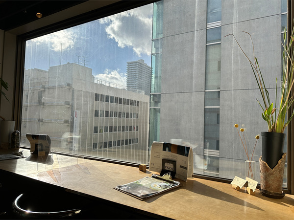 06店内からの眺め