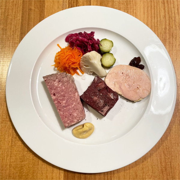 03上から_前菜の盛り合わせ