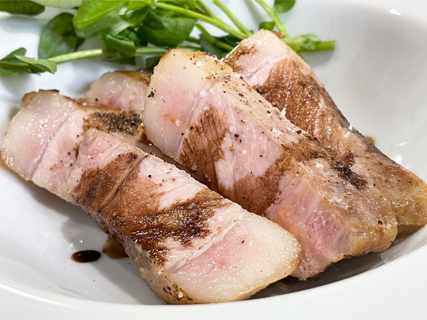 13芽室産豚肉のロースト(バルサミコソース)