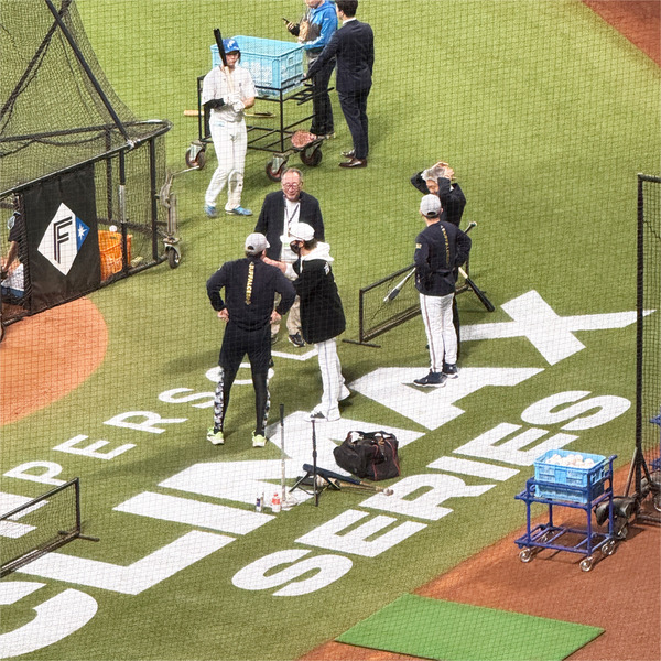 04試合前の新庄監督