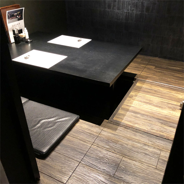 19店内個室小上がり席