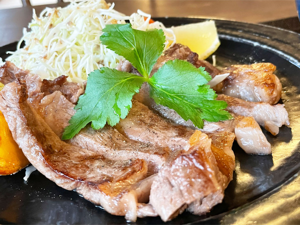 02黒毛和牛ステーキ(120g～130g程度)