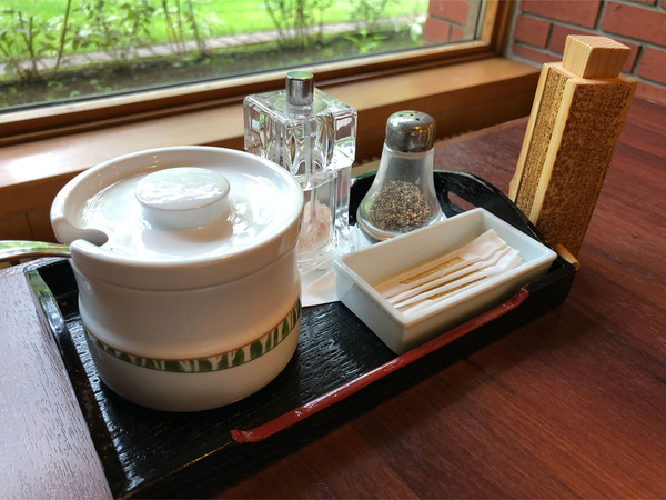 08テーブルセット