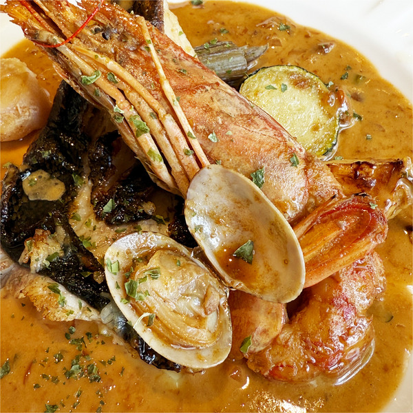 03白身魚のポワレ魚介のマリニエール風