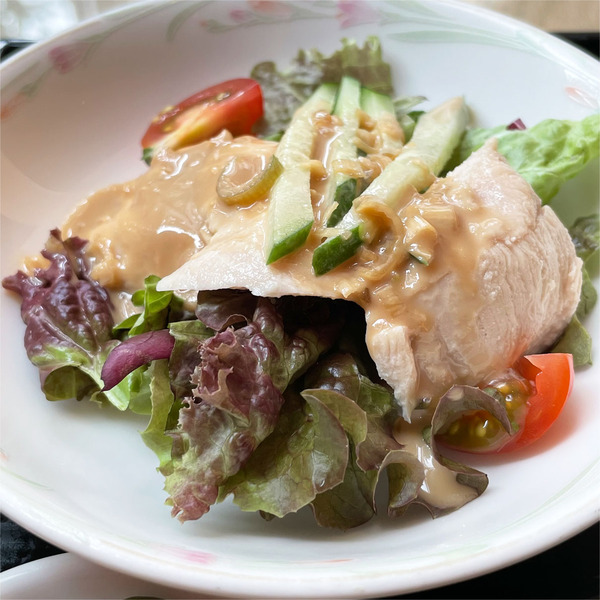 07蒸し鶏の胡麻ソース