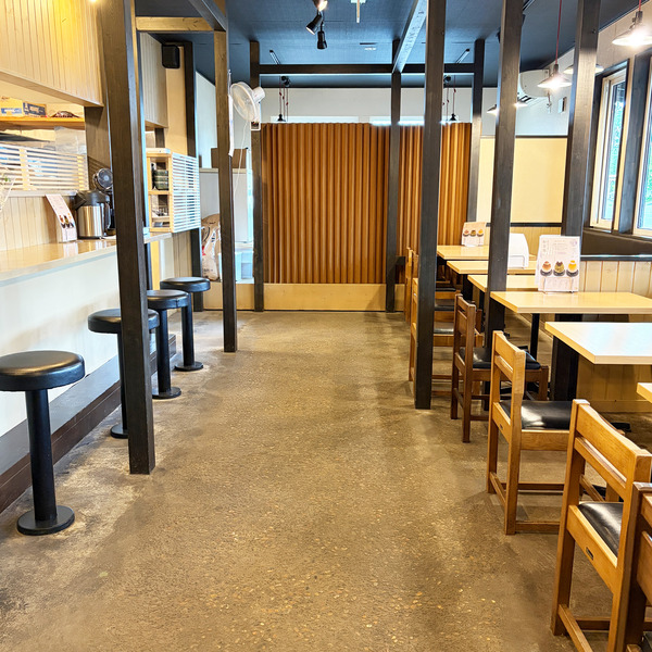 09店内
