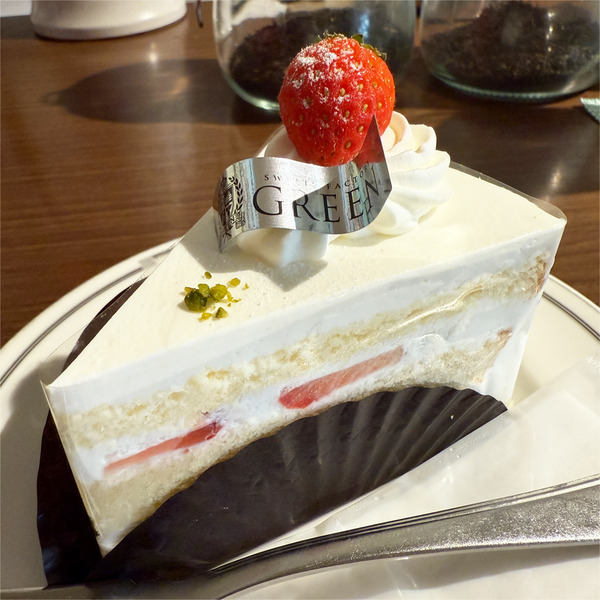 02いちごのショートケーキ(550円)