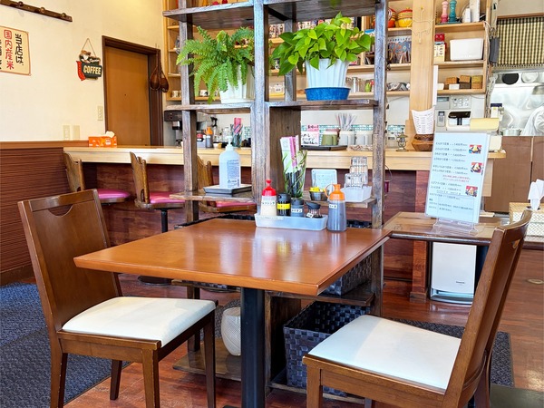 13店内2