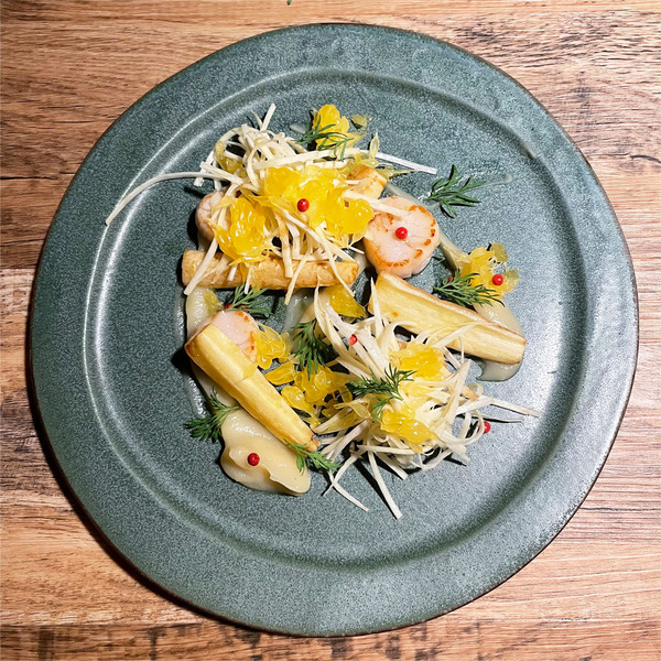 04上から_アミューズ