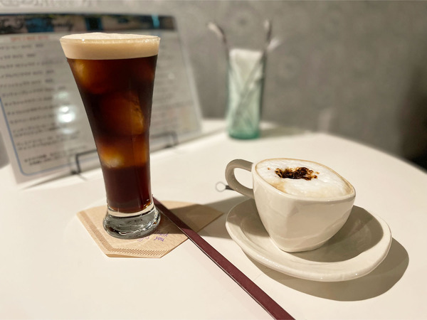 04アイスコーヒー(500円)・カフェラテ(550円)