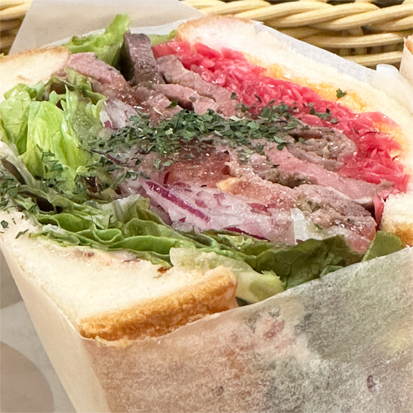 05ローストビーフたっぷりです