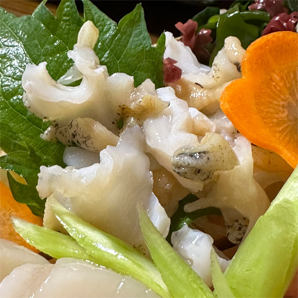 05つぶ刺身(1078円)