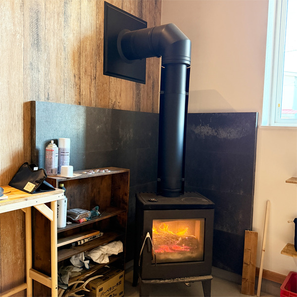 17薪ストーブがステキです