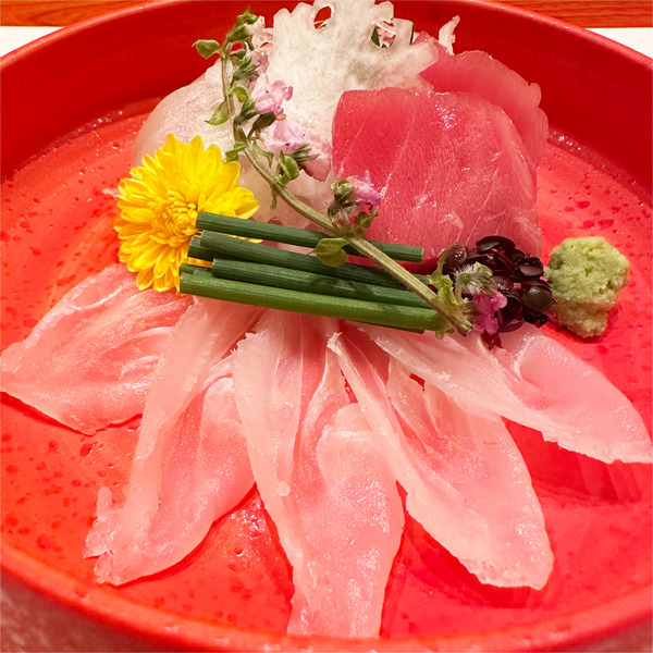 11本鮪・平鱸(すずき)・鮃(ひらめ)薄造り