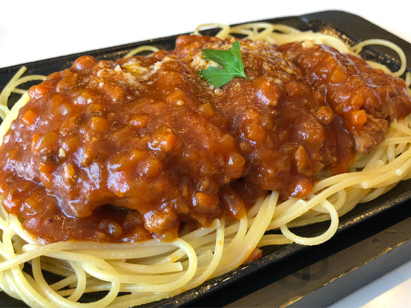 02鉄板スパカツM(1265円)