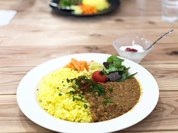 01お友達と休日カレーランチ