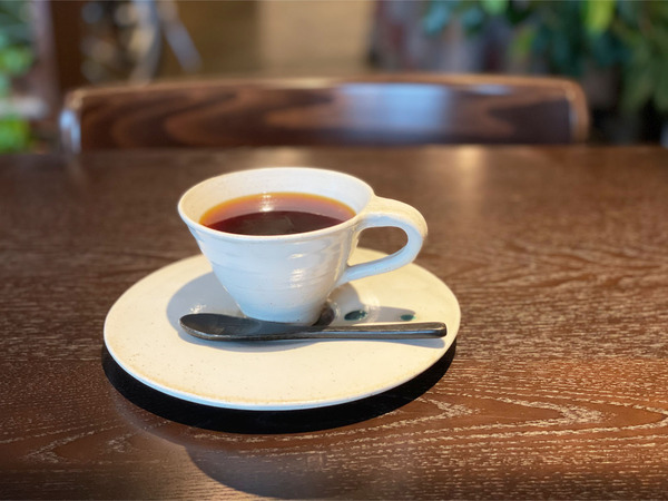 12ネパール産の生豆の自家焙煎コーヒー(ランチ後は220円)