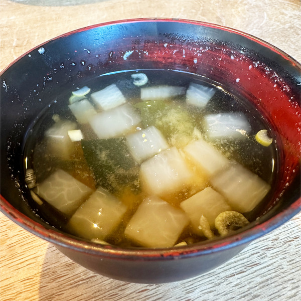 17大根とわかめとネギのお味噌汁