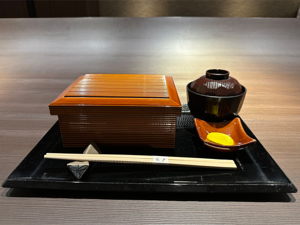 01うな重(4400円)